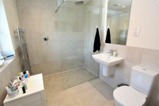 en suite 1