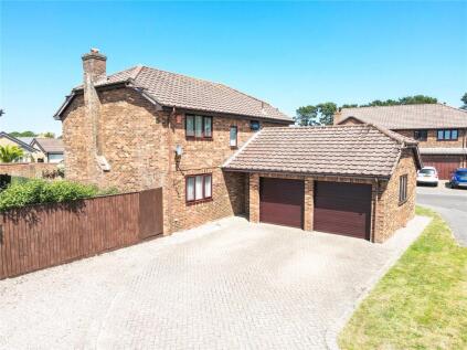 The Close, Barton on Sea, New Milton, Hampshire, BH25
