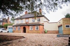 Broomfield, Shoppenhangers Road, Maidenhead SL6 2QD
