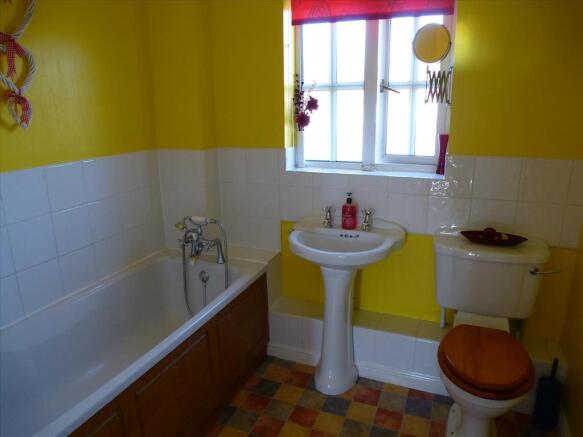 Photo 10