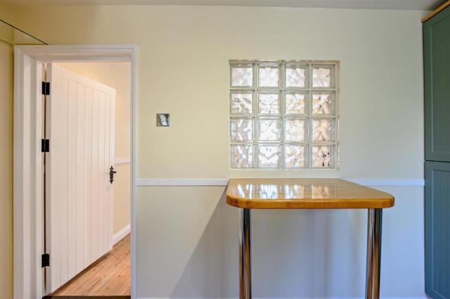 8428798-interior07-800.jpg