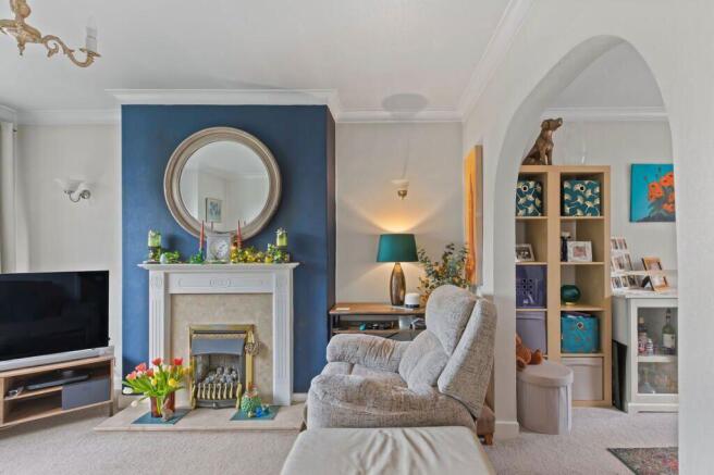 3 bed Semi-Detached for sale Image 4