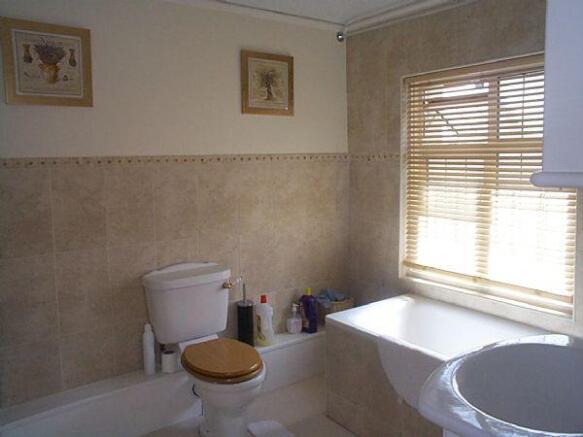 En-suite Bathroom