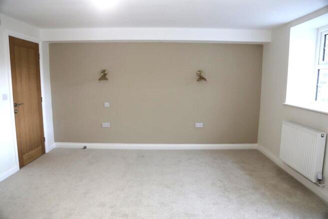 2 bed Flat to rent Image 9