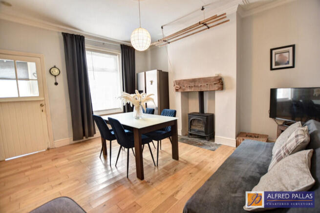St. Johns Terrace, East Boldon photo 4