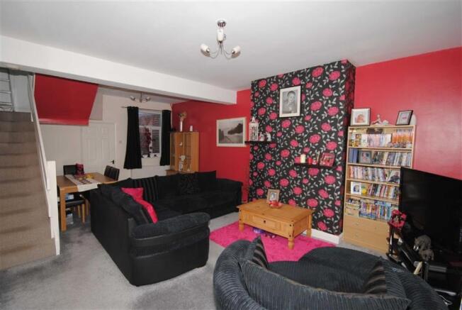 Lounge/Dining Room