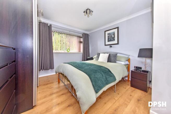 3 bed Terraced for sale Image 12