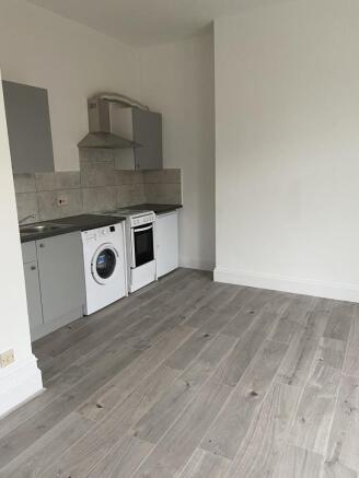 1 Bedroom Masonette Studio for Rent
