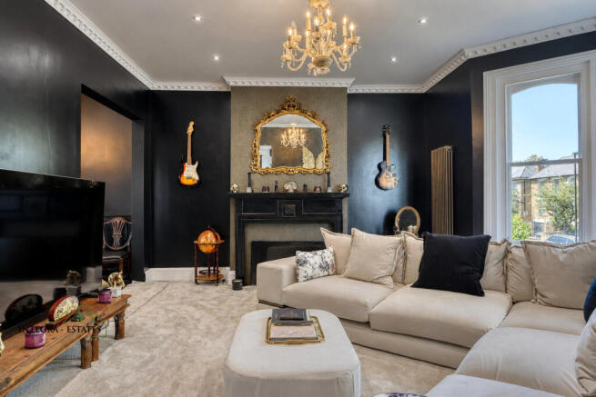 bickley-breakspears-road-se4-period-living-room-fi