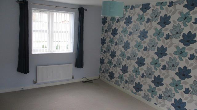 3 bed Semi-Detached to rent Image 6