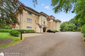 14, 10 Powerscourt, Chine Crescent Road, Bournemouth BH2 5LQ