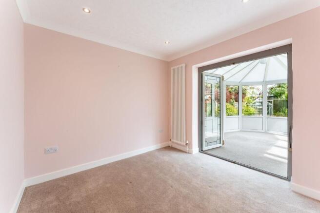 3 bed Detached for sale Image 6