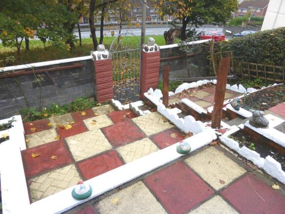 Photo 8