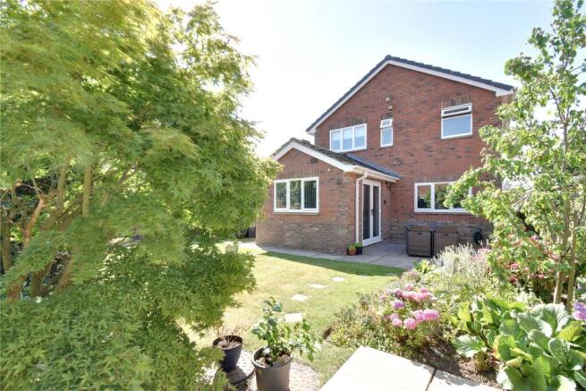 3 bed Detached for sale Image 12