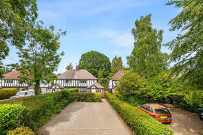 6 Laleham, Copthorne Road, East Grinstead RH19 2NS