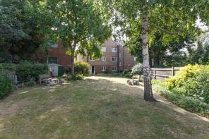17, Taplin Court, Albion Road, Birchington CT7 9DH