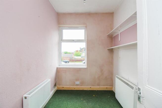 2 bed House for sale Image 6