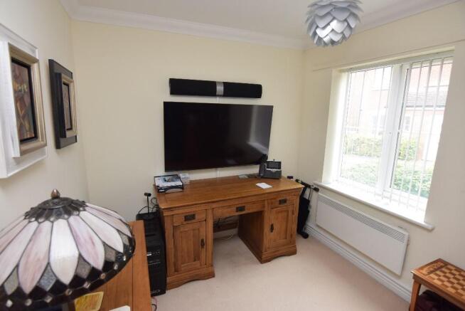 Photo 6