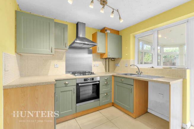 2 bed Town House for sale Image 8
