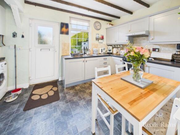 2 bed Terraced for sale Image 9