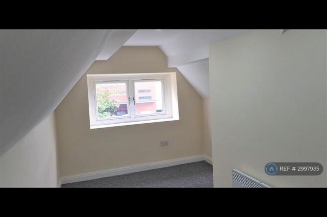 1 bed Flat to rent Image 5