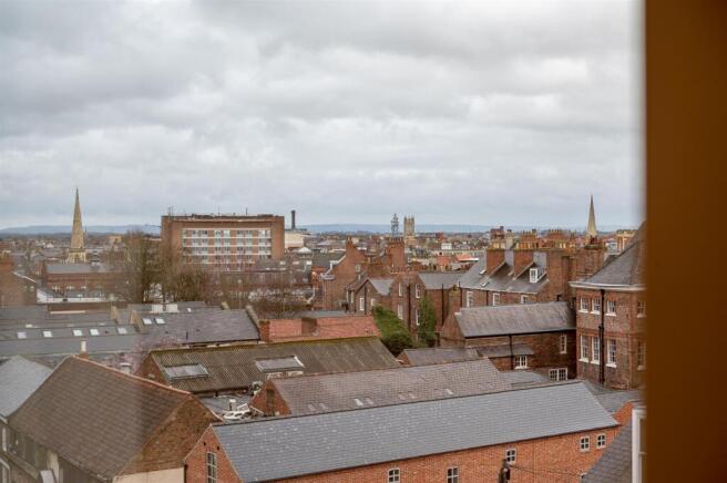 2 bed Apartment for sale Image 10