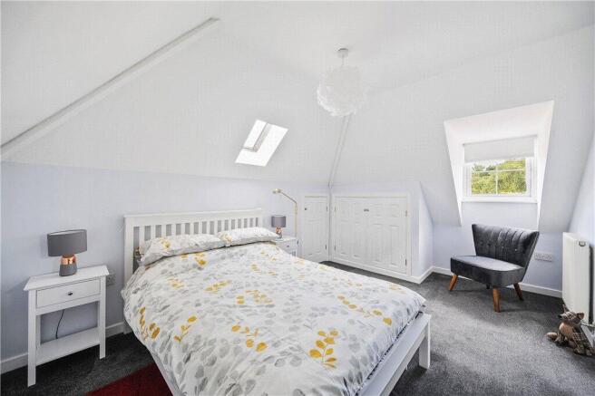 3 bed Semi-Detached for sale Image 8