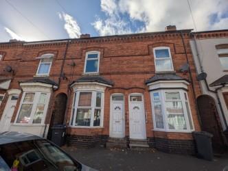 2-bed terraced on Imperial Road, Birmingham, £150,000