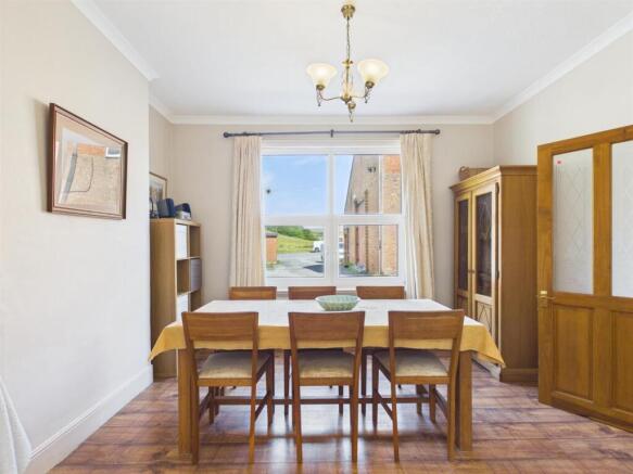 dining room.jpg