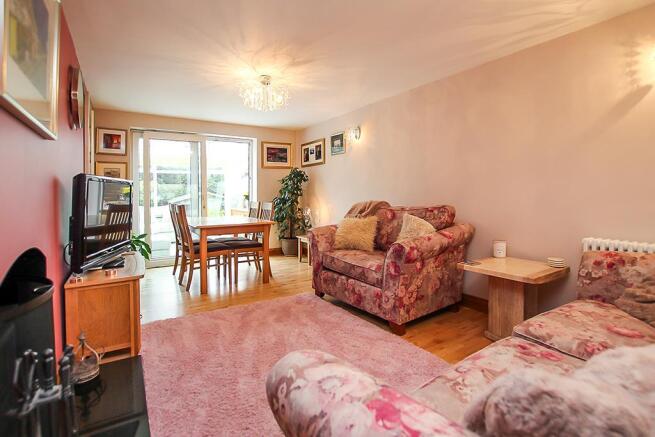 Lounge Dining Room
