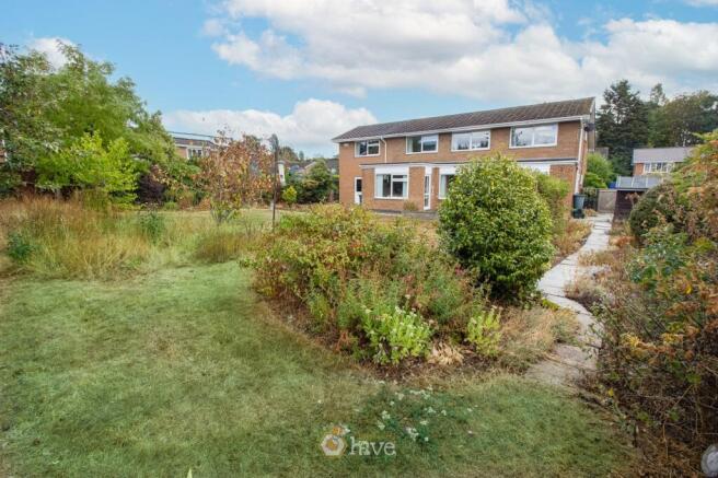 4 bed Detached for sale Image 3