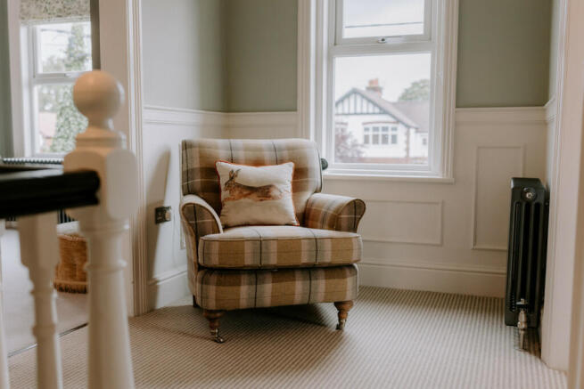 Photo 33