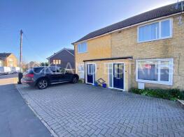 93, Chace Avenue, Potters Bar EN6 5NJ