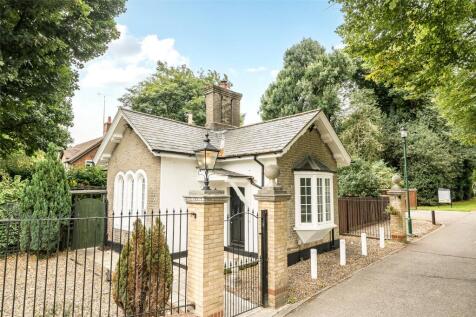 Dog Kennel Lane, Cedars Village, Chorleywood, Hertfordshire, WD3
