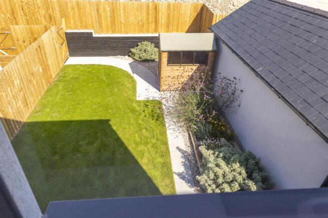 Redtale_Mdnt_2024(65).jpg