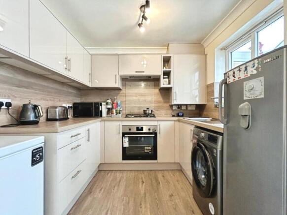 3 bed End of Terrace for sale Image 8