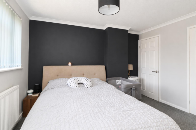 2 bed Terraced for sale Image 8