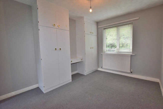 4 bed Detached to rent Image 12
