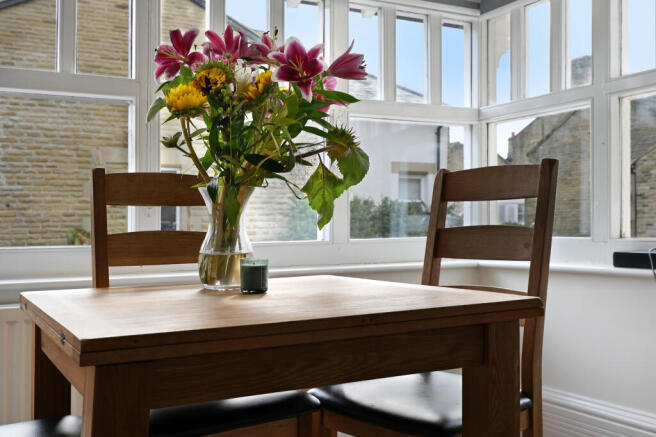 2 bed Apartment for sale Image 7