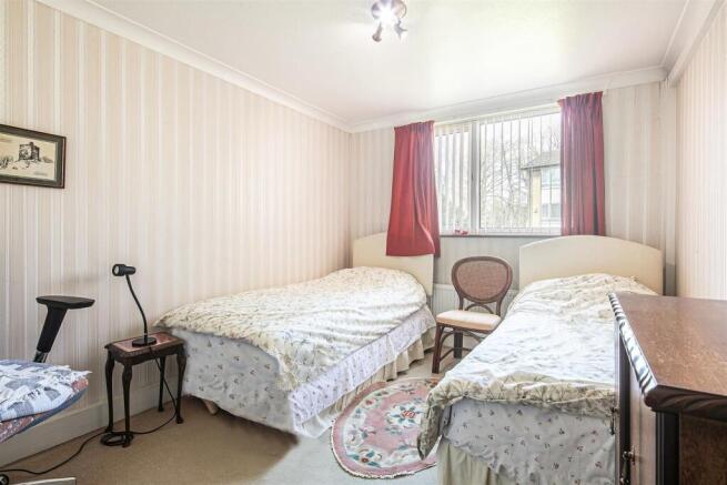 2 bed Apartment for sale Image 9