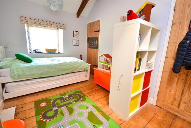 Bedroom 3 (1).jpg