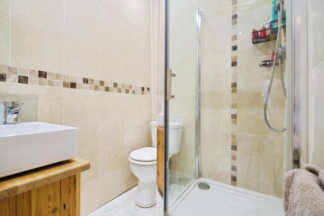 2 bed Cottage for sale Image 8