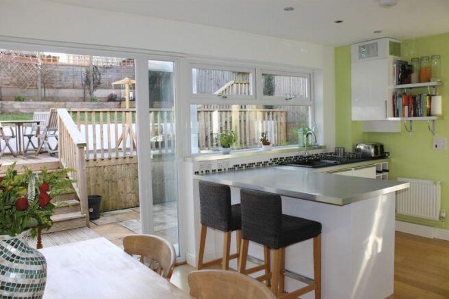 Kitchen/Breakfast