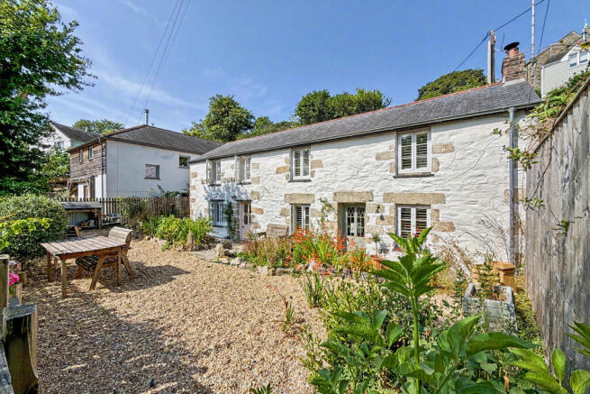 Rose Cottage, Gweek, Cornwall, TR12 6UA