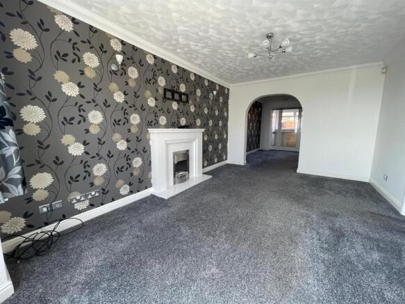 4 bed Terraced for sale Image 4