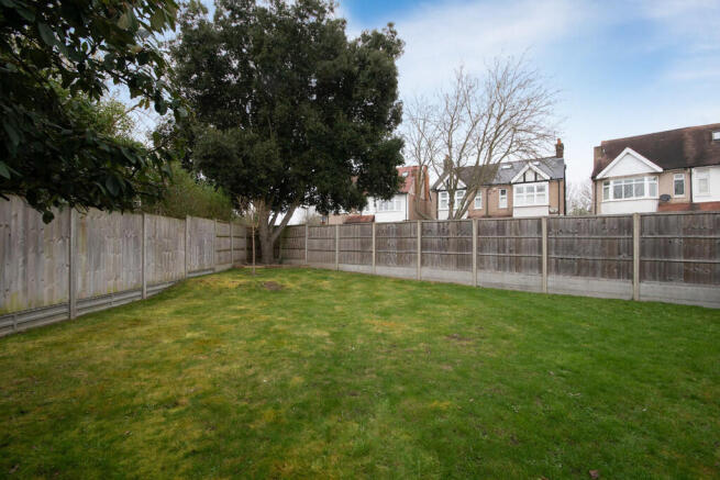 IMG_392337_2_larg...