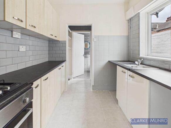 2 bed Terraced for sale Image 10