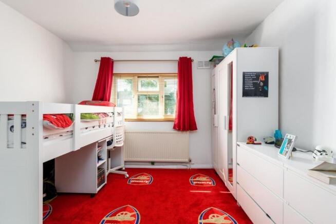 54 Elmstone Road bedroom3.jpg