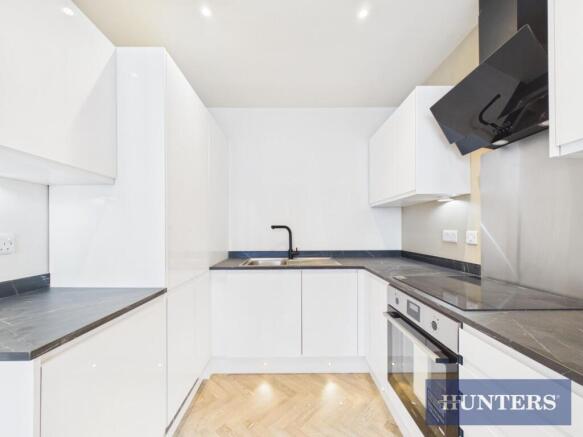 2 bed Apartment to rent Image 7