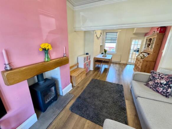 2 bed Terraced for sale Image 4